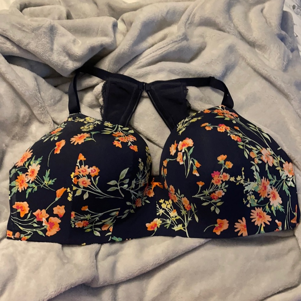 Cacique SWF Lightly Lined T-Shirt BraSz 44DDD